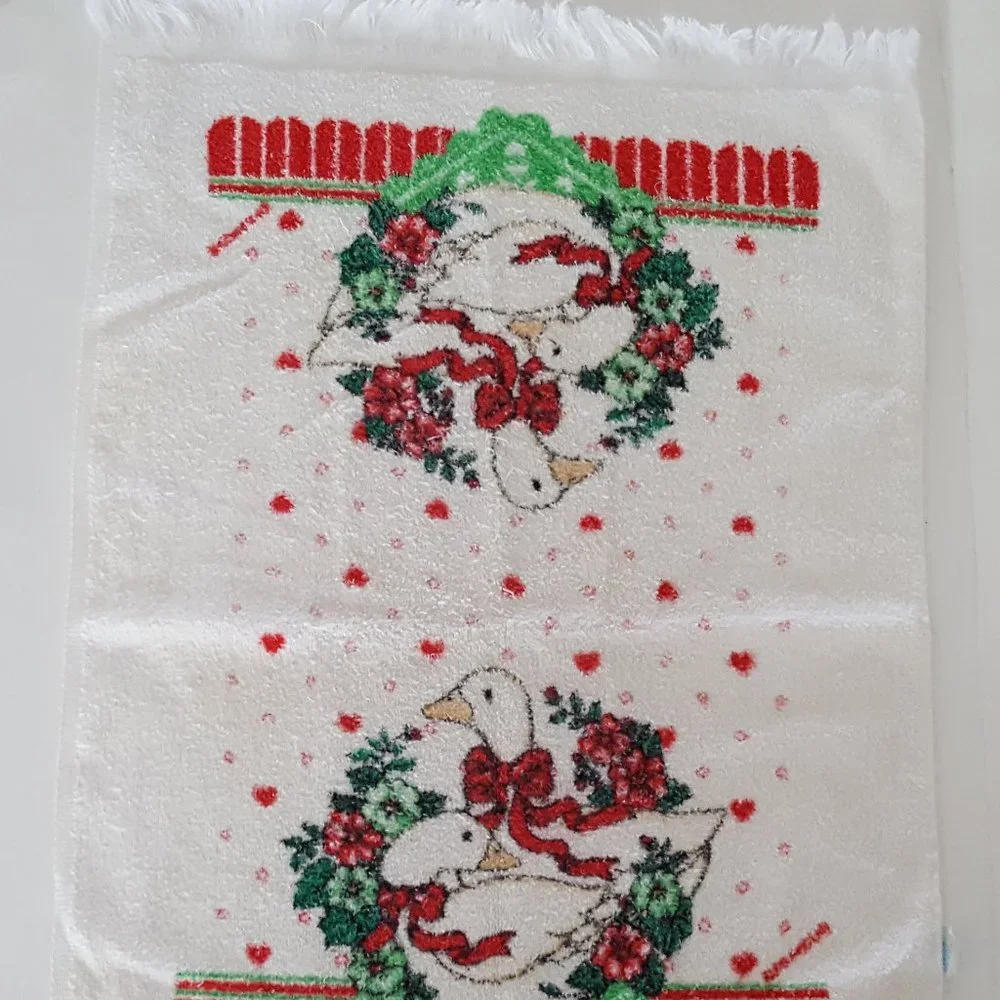 Vintage Holiday Kitchen Towel *AS IS*